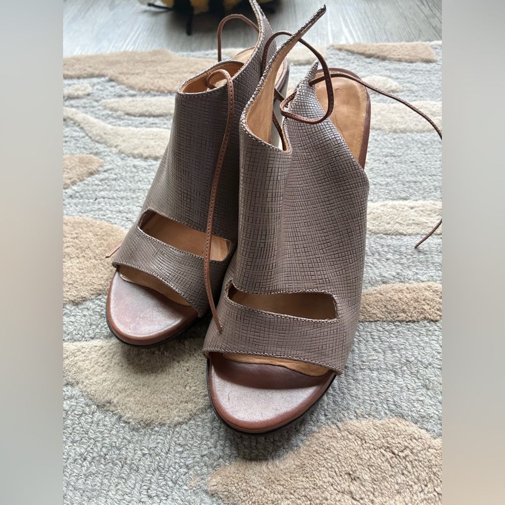 Elegant Ellen Verbeek Brown Open-Toe Women's Shoes